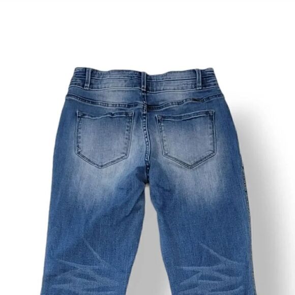 Kancan Curvy Split Released Hem Flare Distressed Denim Size 9/28 - Picture 5 of 11